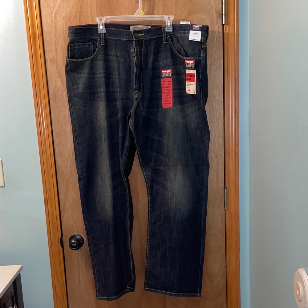 Wrangler Men's Dark Blue Relaxed Boot Jeans 42x30
